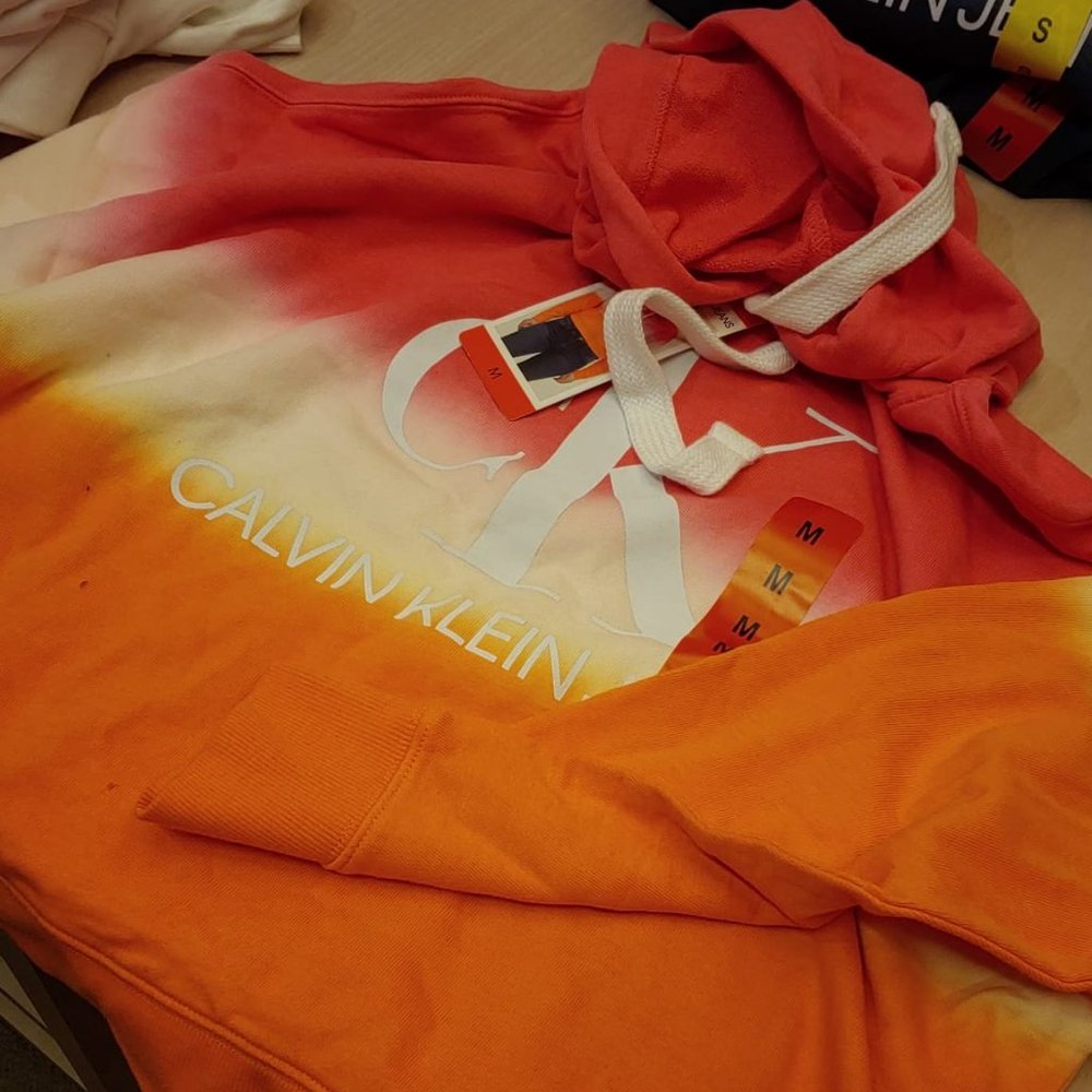 CALVIN KLEIN Jeans Women Dip Dye Hoodie - Picture 4 of 7